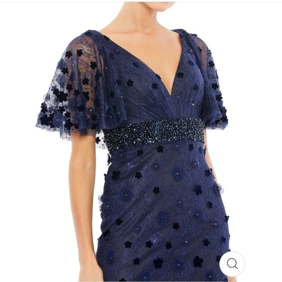 Mac Duggal EMBELLISHED FLORAL GOWN in Midnight Size 6 NEW $698 - Picture 3 of 14